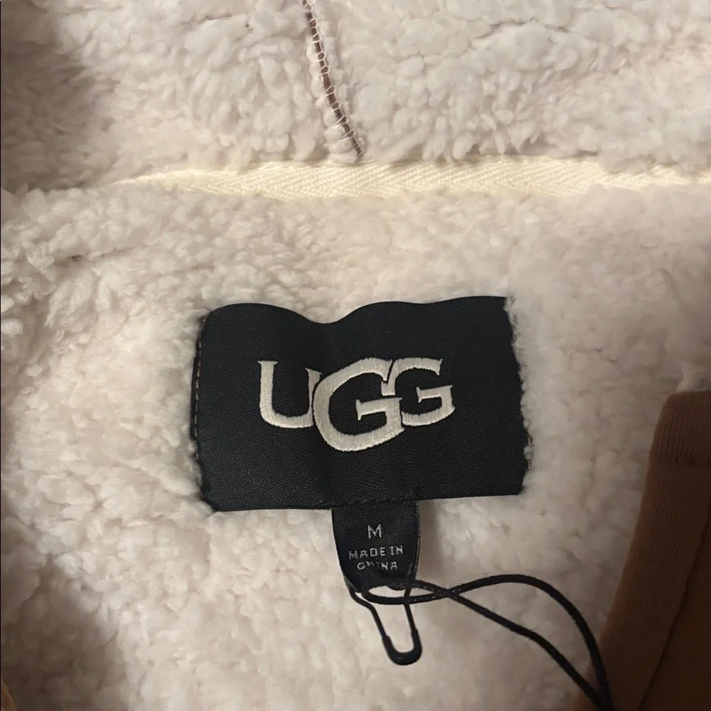 UGG Women’s Medium Sharonn Bonded Fleece Pullover Hooded NWT - Picture 4 of 6